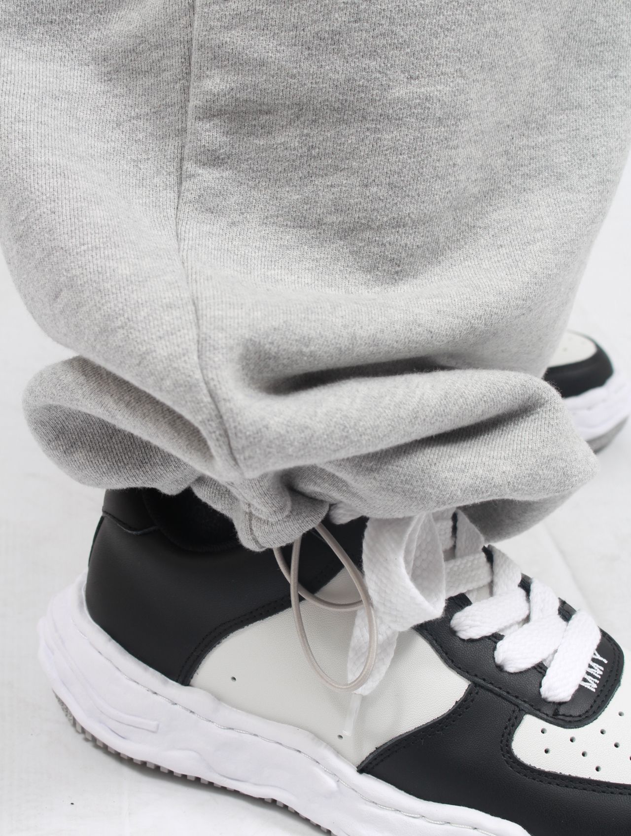 【25SS】フェード ラージ フィット グラデーション ワイド スウェット パンツ / FADE LARGE FIT SWEAT TROUSER / グレー