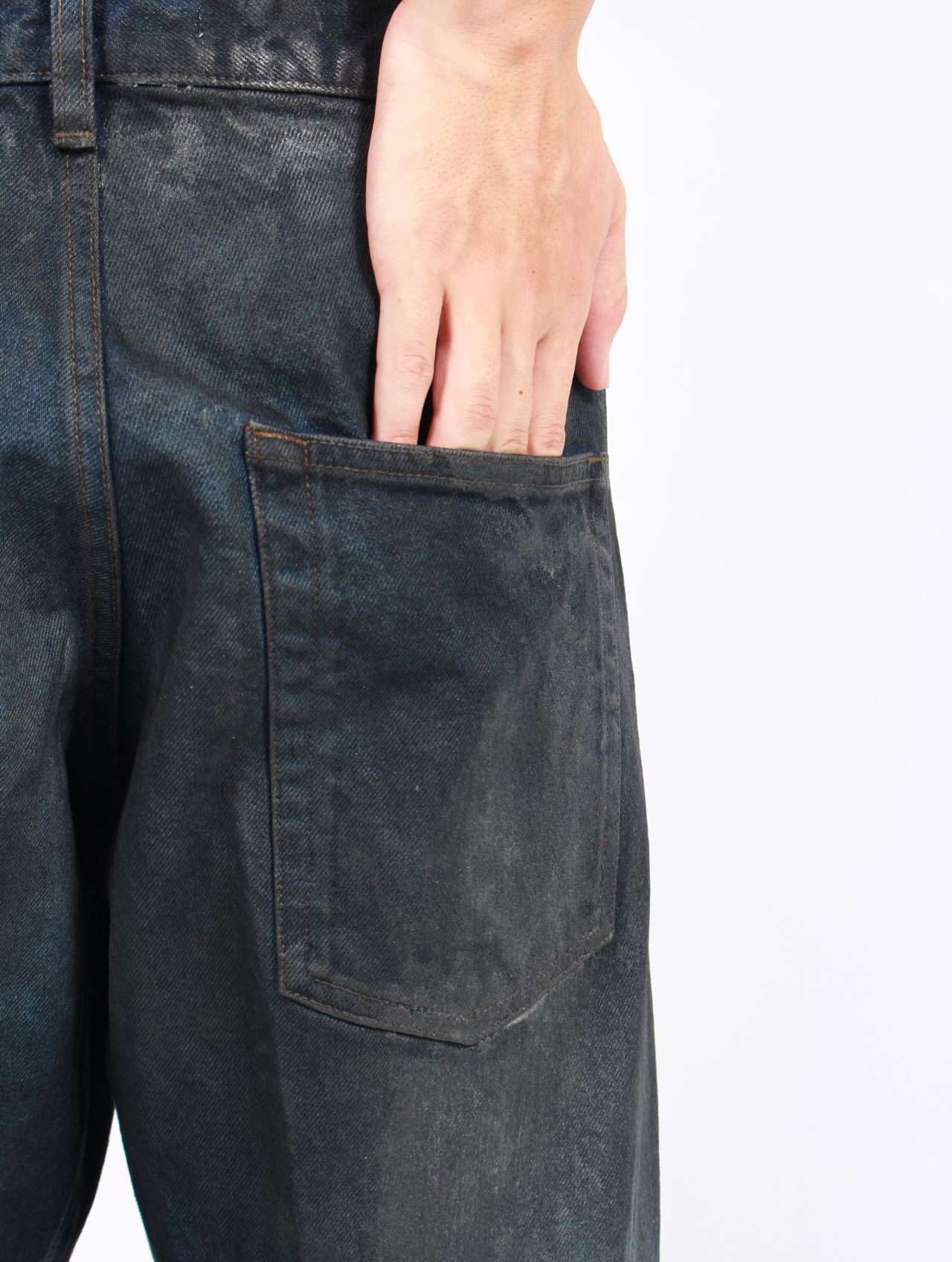 【25AW】 3D ツイステッド ワイド レッグ ジーンズ / 3D TWISTED WIDE LEG JEANS / LUSTER COATED DARK INDIGO(ダーク インディゴ)