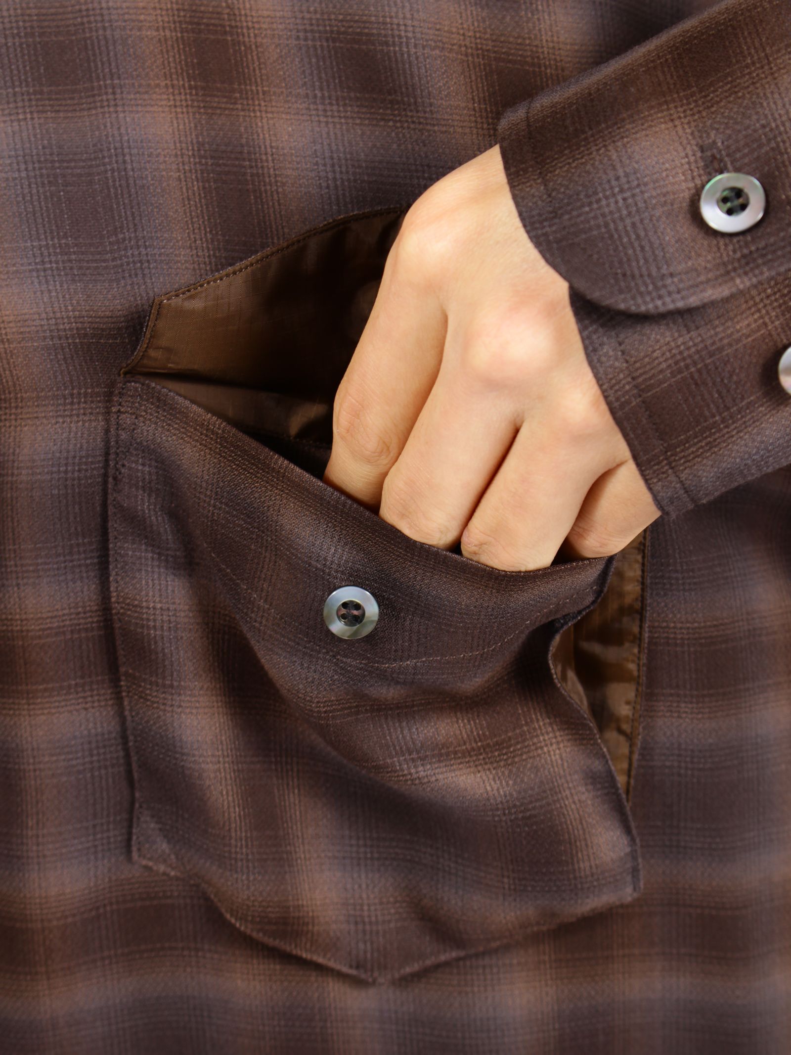 【26AW】 ネクタイ シャツ / NECKTIE SHIRT / ブラウン