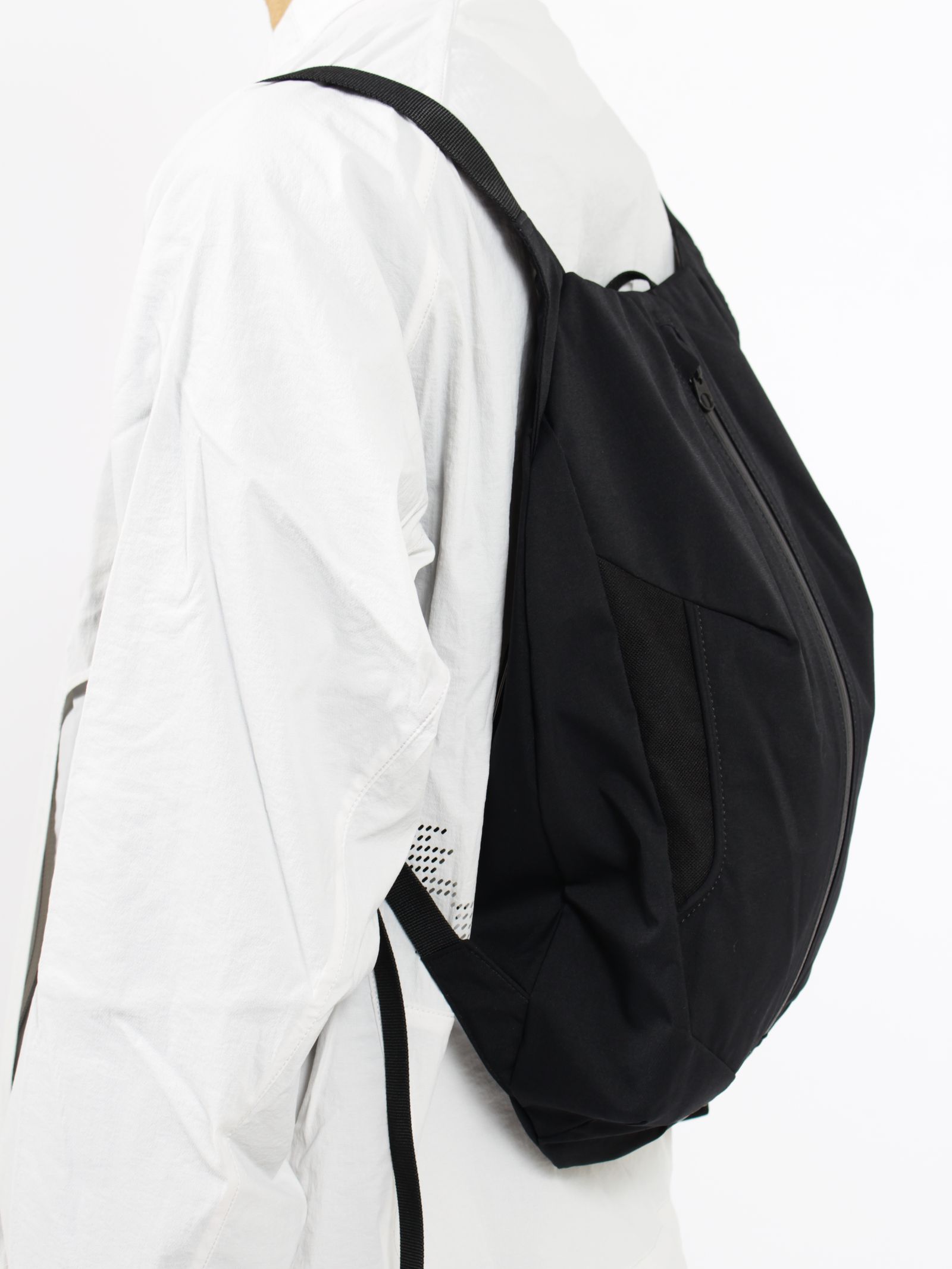 【26SS】 CARAPACE BACKPACK / カラペース バックパック ナップサック / ブラック
