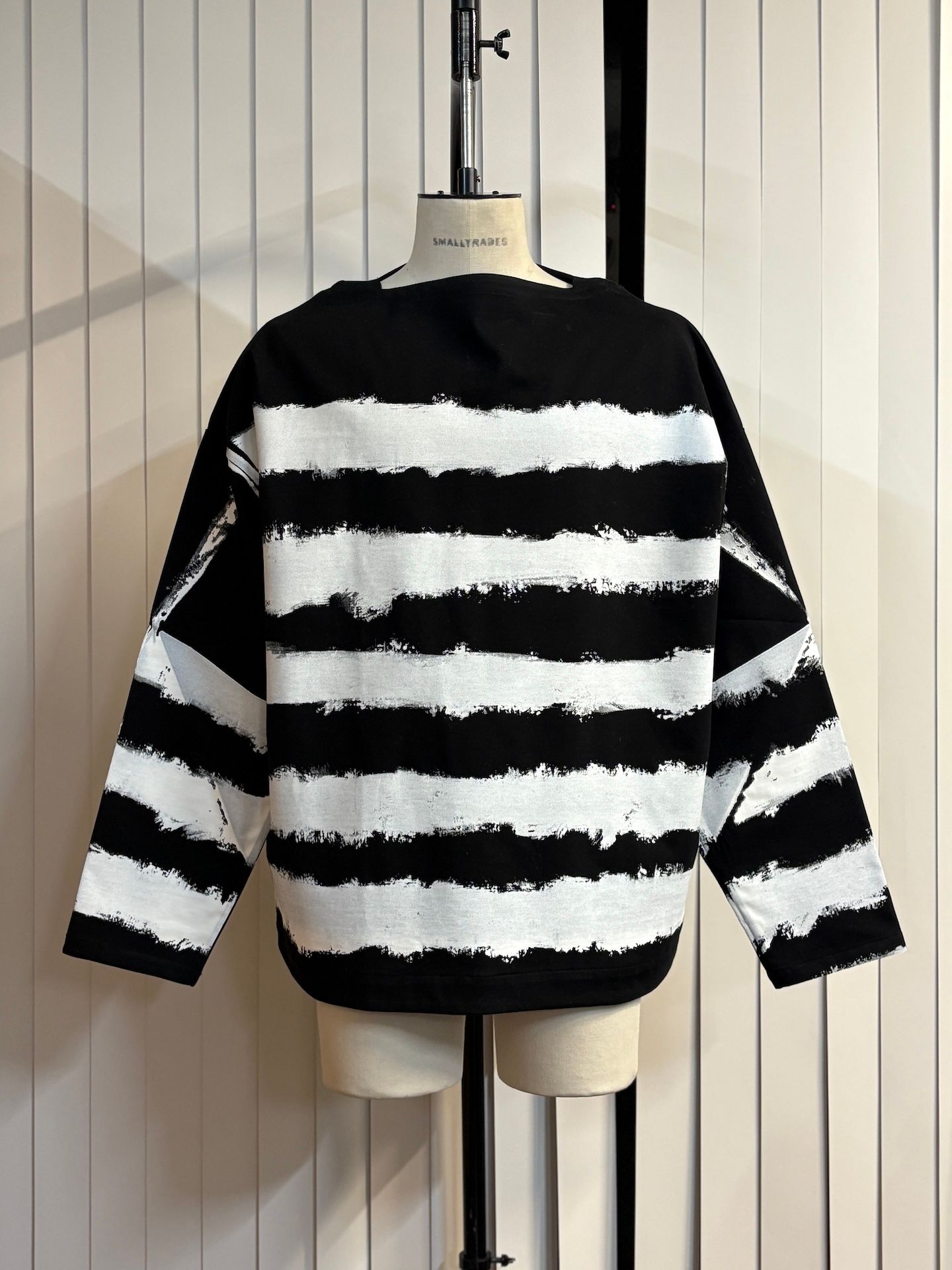 【26AW】ピクチャレスク バスク ペインティング Tシャツ / PICTURESQUE BASQUE PAINTING(ROOM GARDENER) / ホワイト×ブラック