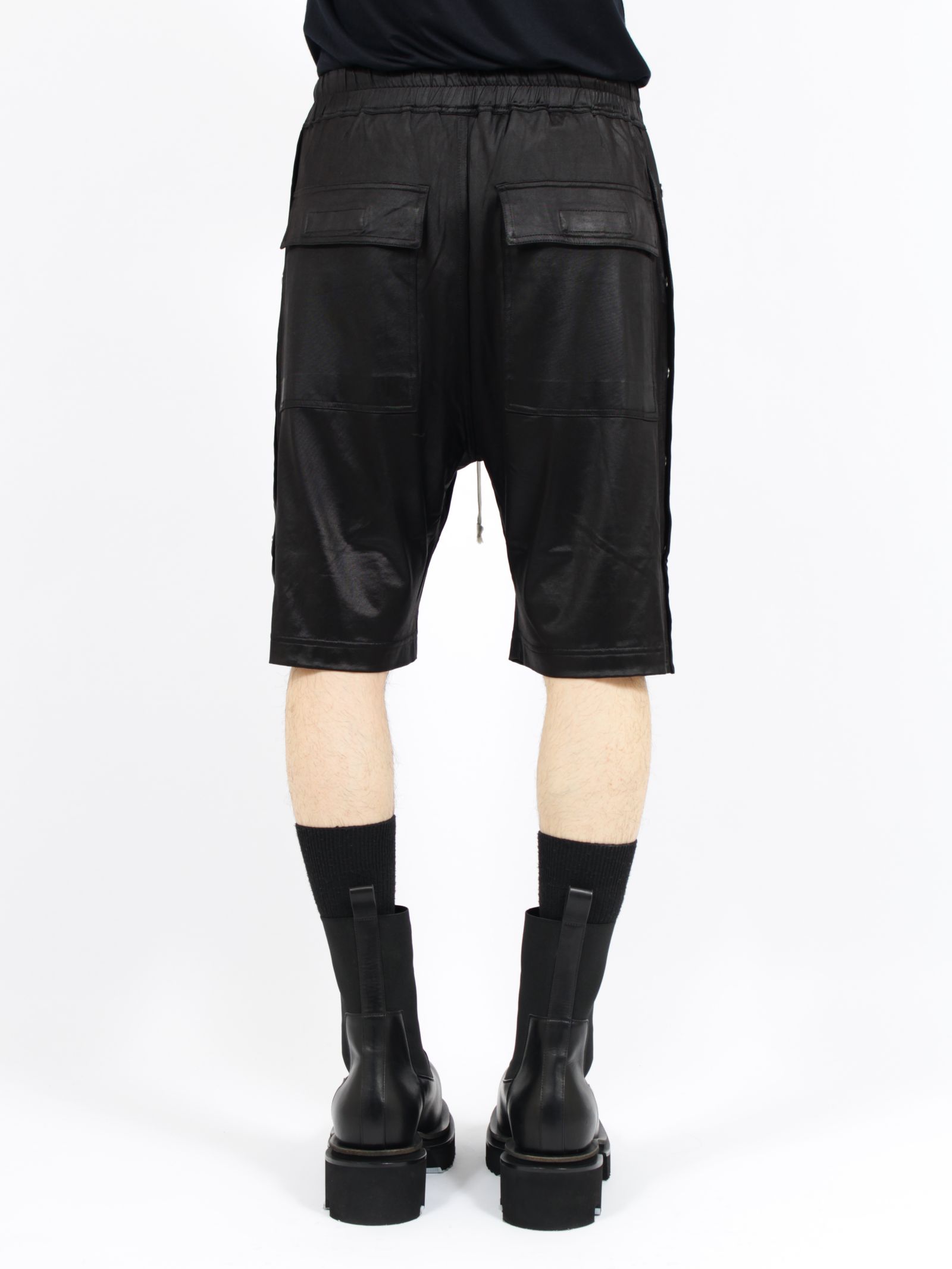 【26SS】サイドスナップボタン ワイド プッシャー ショーツ ハーフ パンツ / WIDE PUSHER SHORTS / ブラック