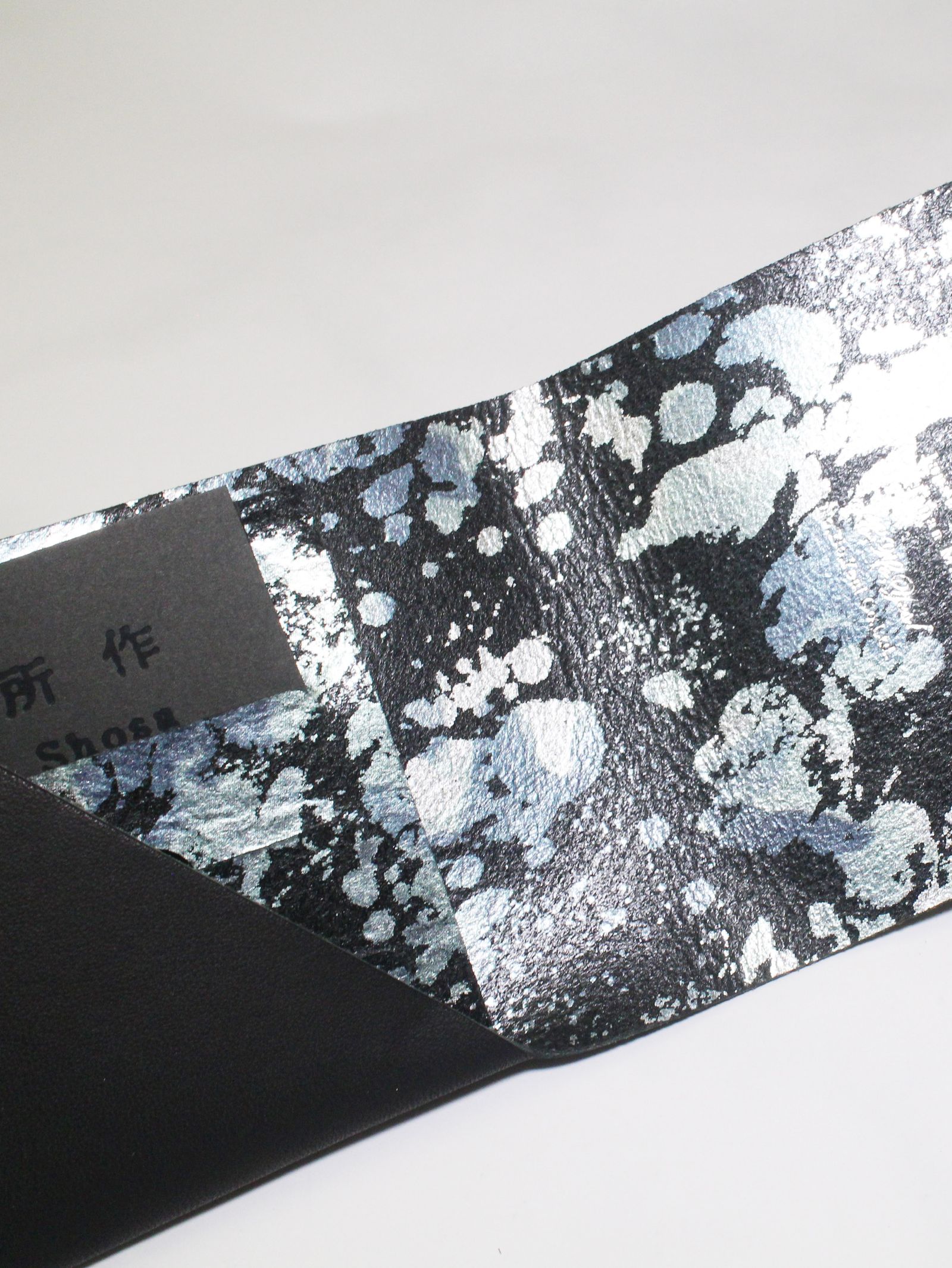 スプレー ショートウォレット / SHORT  WALLET 2.0 / ブラック × シルバー