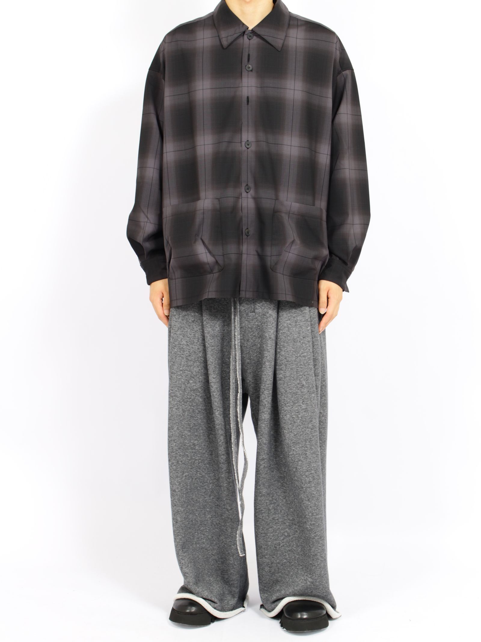【26AW】ルーミー シャツ 長袖 チャック柄 シャツ / ROOMY SHIRT / ブラック