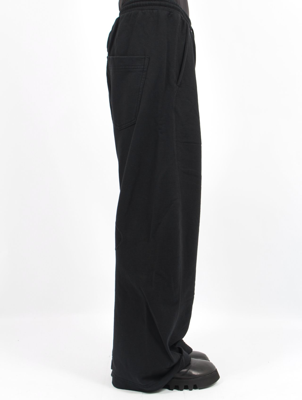 【25AW】 3D ツイステッド ラウンジ パンツ スウェット パンツ / 3D TWISTED LOUNGE PANTS / DARK NAVY(ダーク ネイビー)