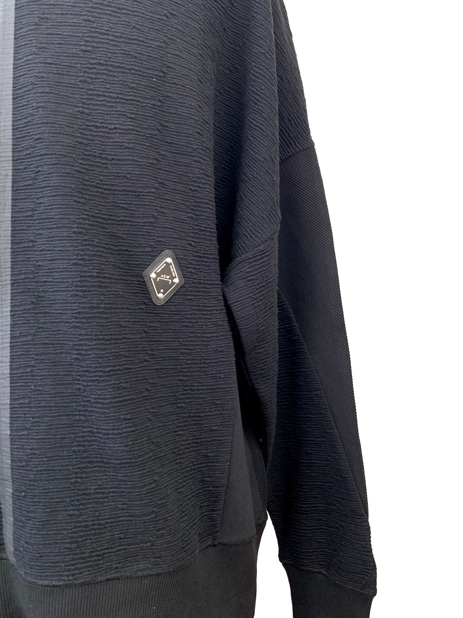 パネルロゴ フーディー / Knitted TEXTURED HOODY / ブラック × シルバー