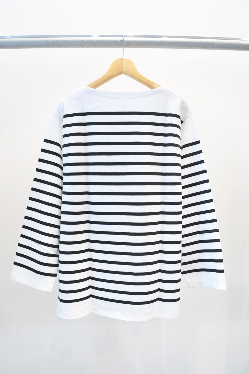 French Panel Border / WHITE×BLACK