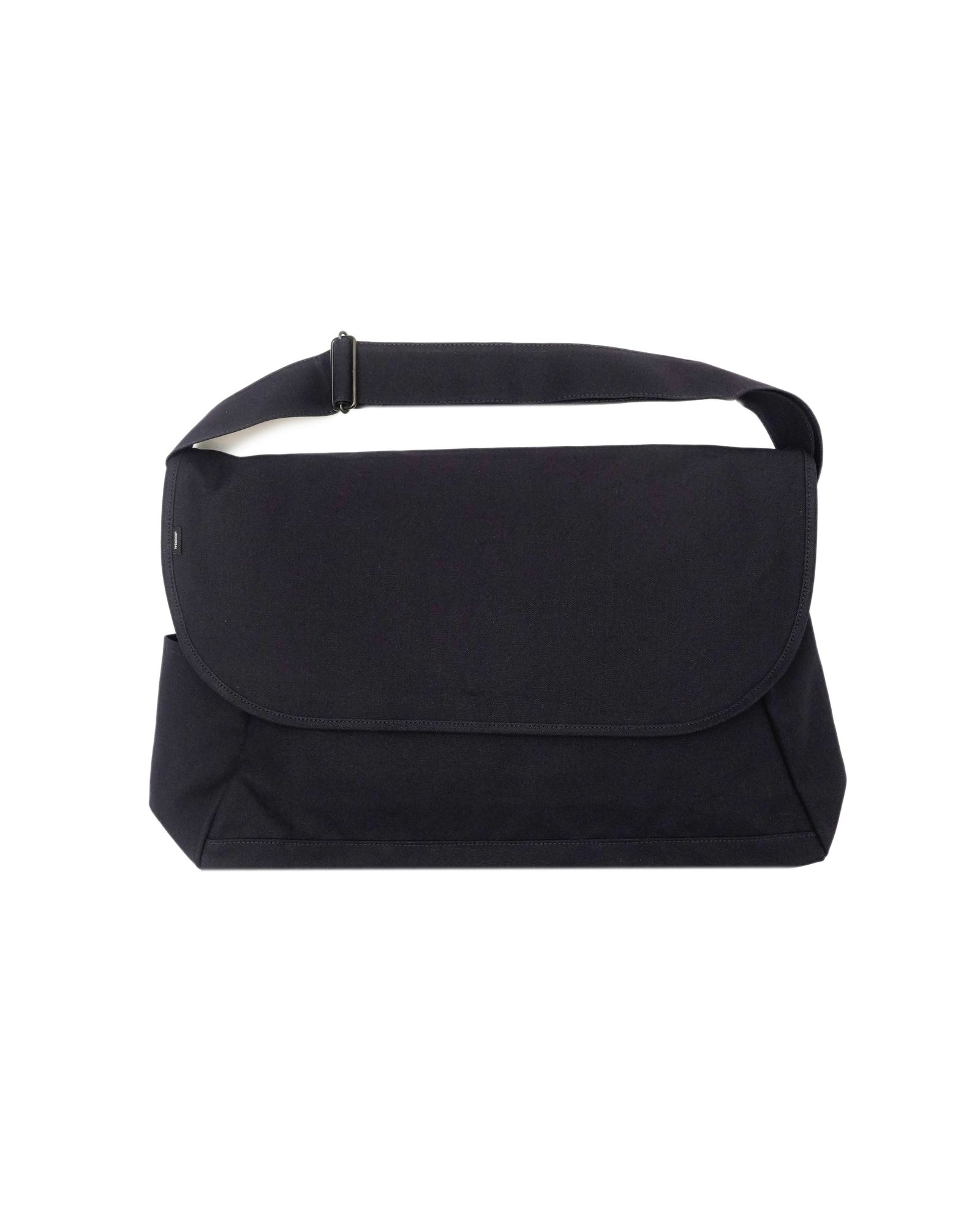 バッグ UNIVERSAL PRODUCTS. MESSENGER BAG NAVY UNIVERSAL PRODUCTS - MESSENGER BAG / NAVY | Stripe Online Store