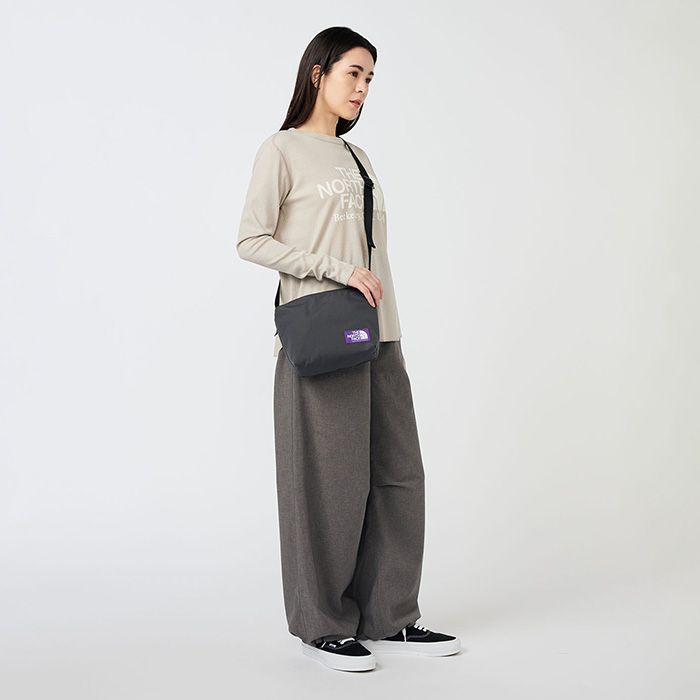 Field Small Shoulder Bag / AH(Asphalt Gray)