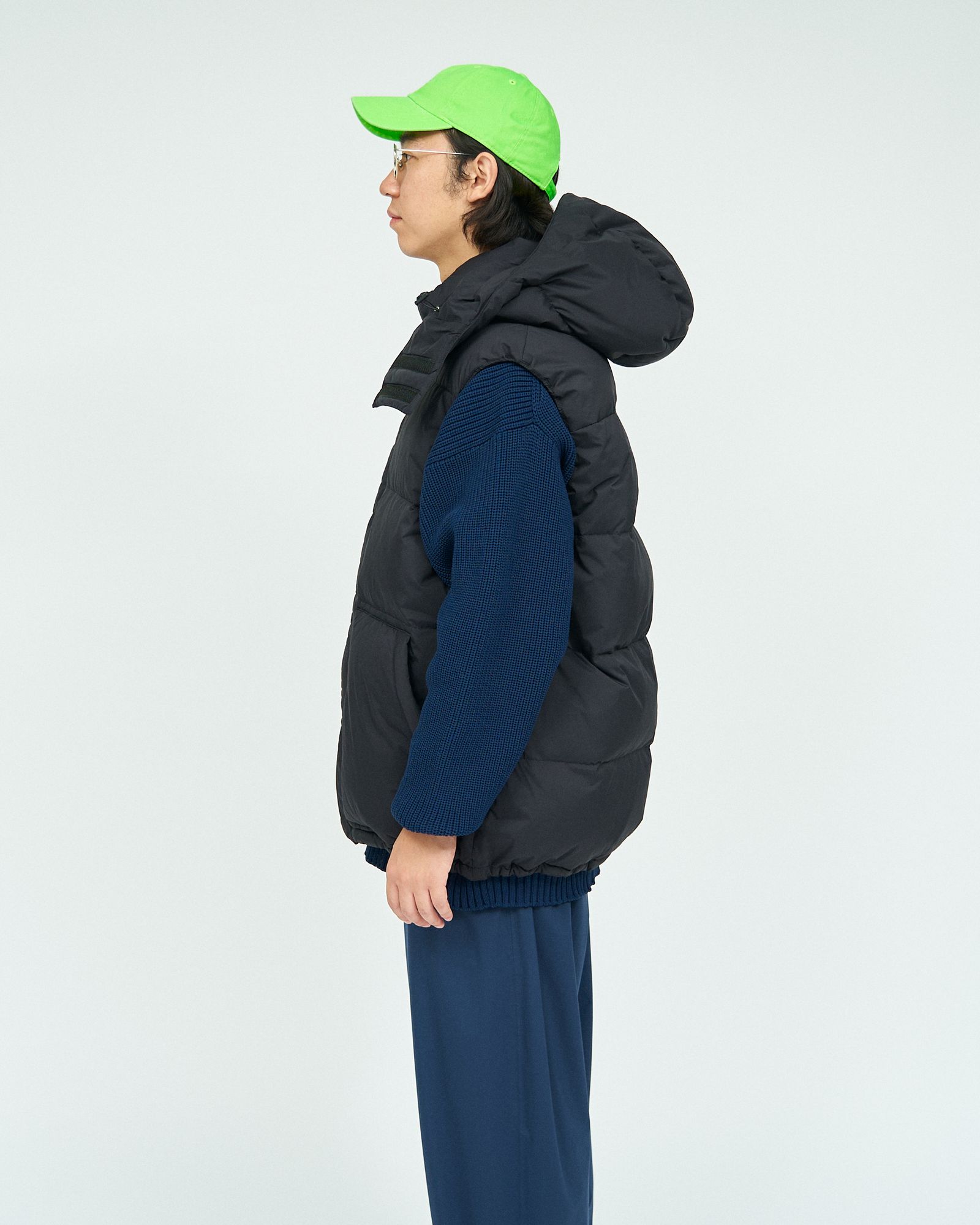 CORPORATE DOWN VEST / BLACK