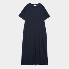 Women / Fine Smooth Crew Neck Dress / Navy