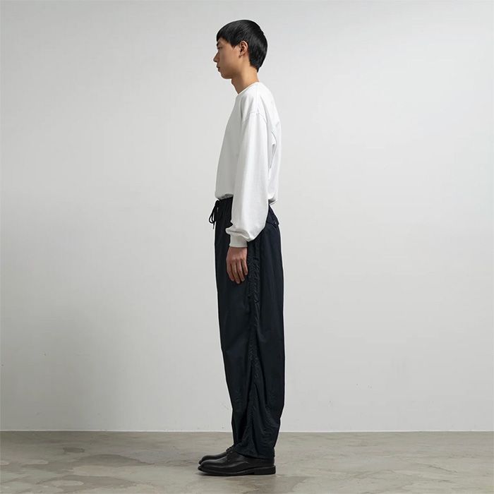 Garment Dyed Typewritter Parachute Pants / Black
