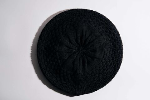 TAM / BLACK