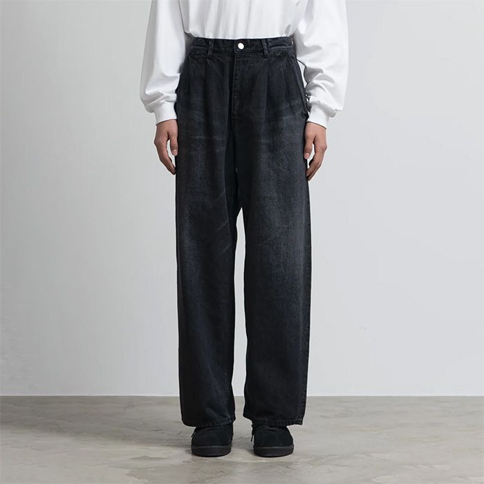 Selvage Denim Two Tuck Pants -DARK FADE- / BLACK LIGHT FADE