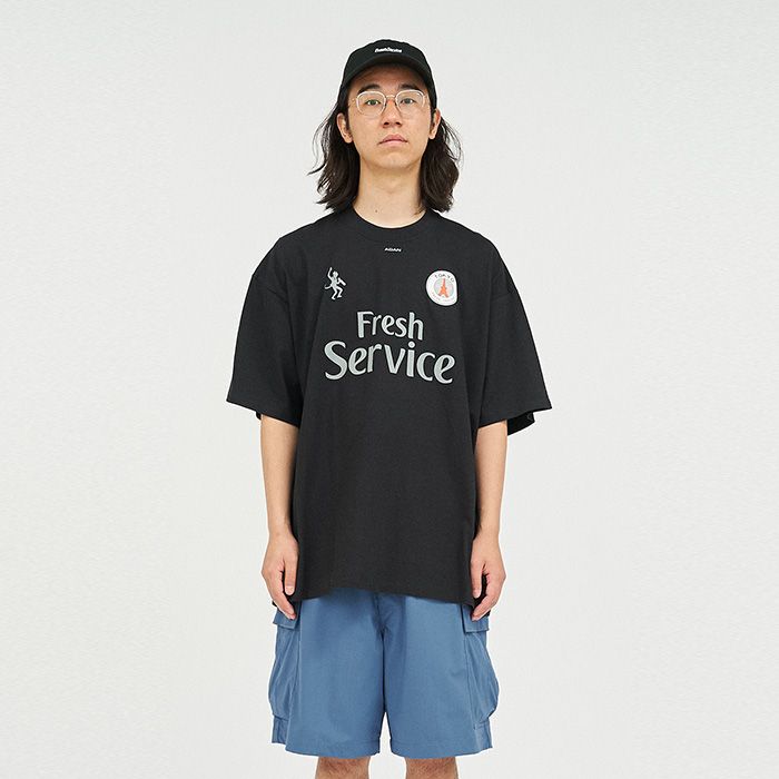 CORPORATE PRINTED S/S TEE ”FOOTBALL” / BLACK