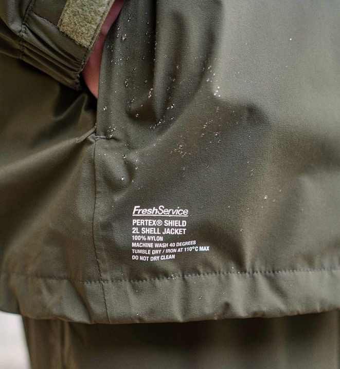 16,450円FreshService PERTEXSHIELD 2L SHELL KHAKI