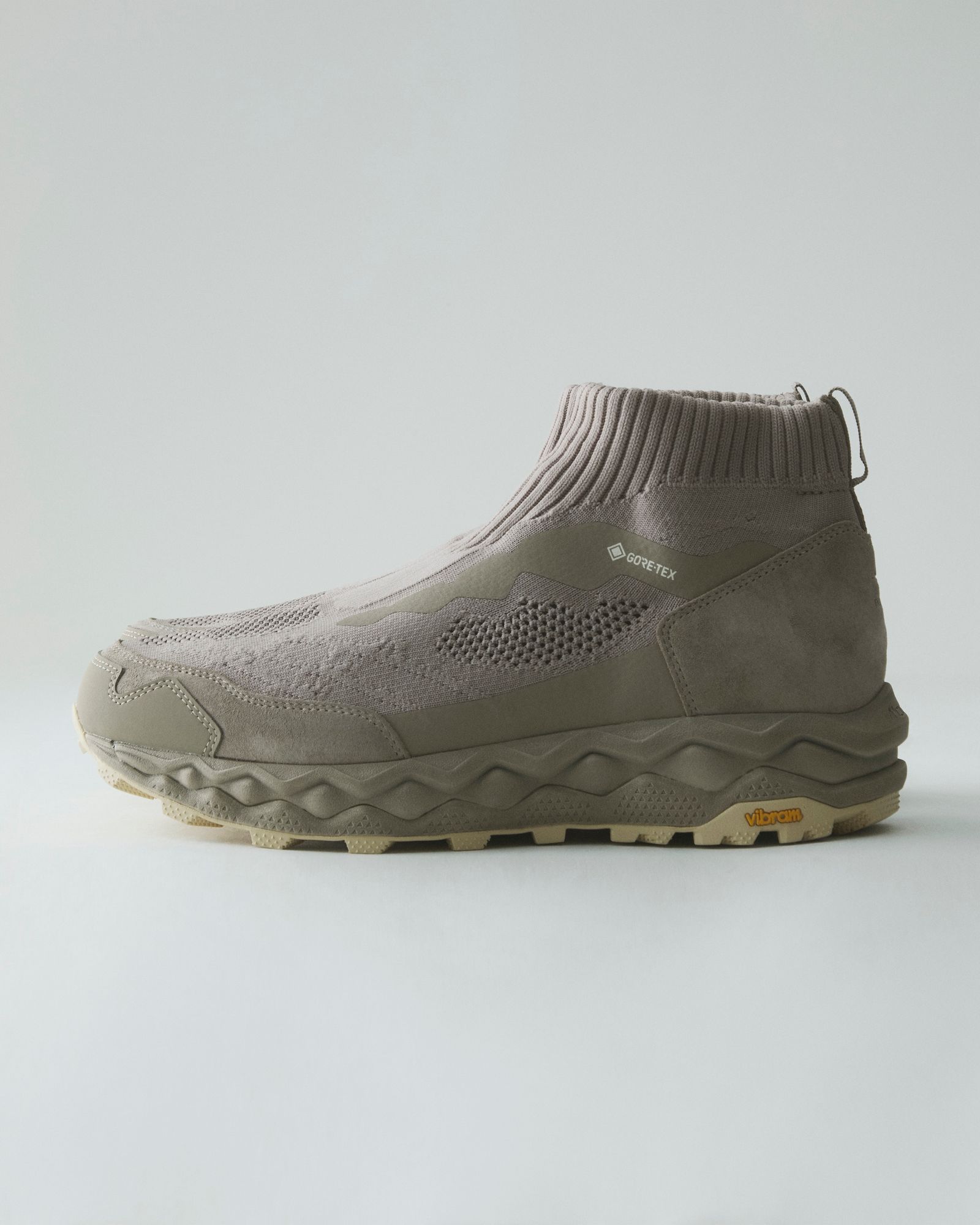 Mizuno × nonnative WAVE MUJIN LS MID GTX nonnative / VINTAGE KHAKI