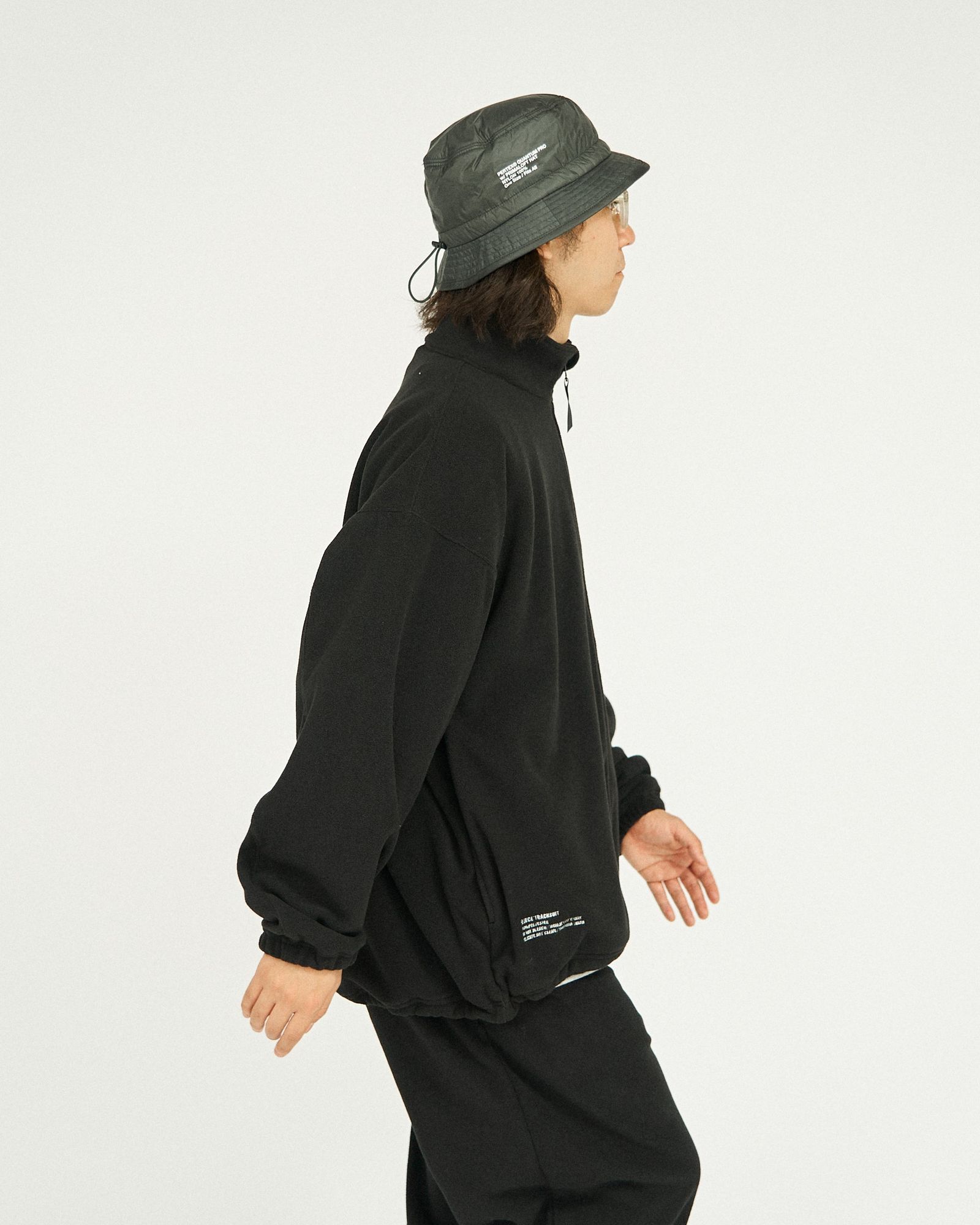 FreshService - FLEECE TRACK SUIT / BLACK | Stripe Online Store