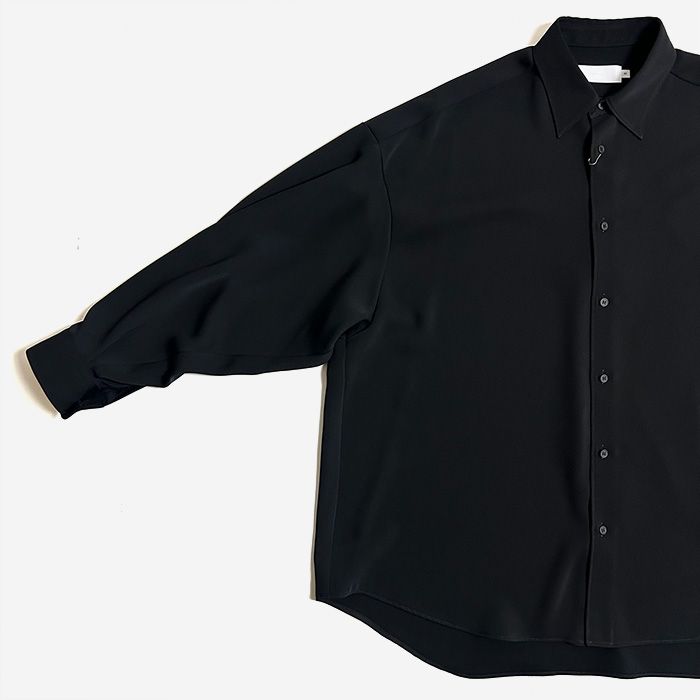 Women / Satin Oversized Regular Collar Shirt / Black