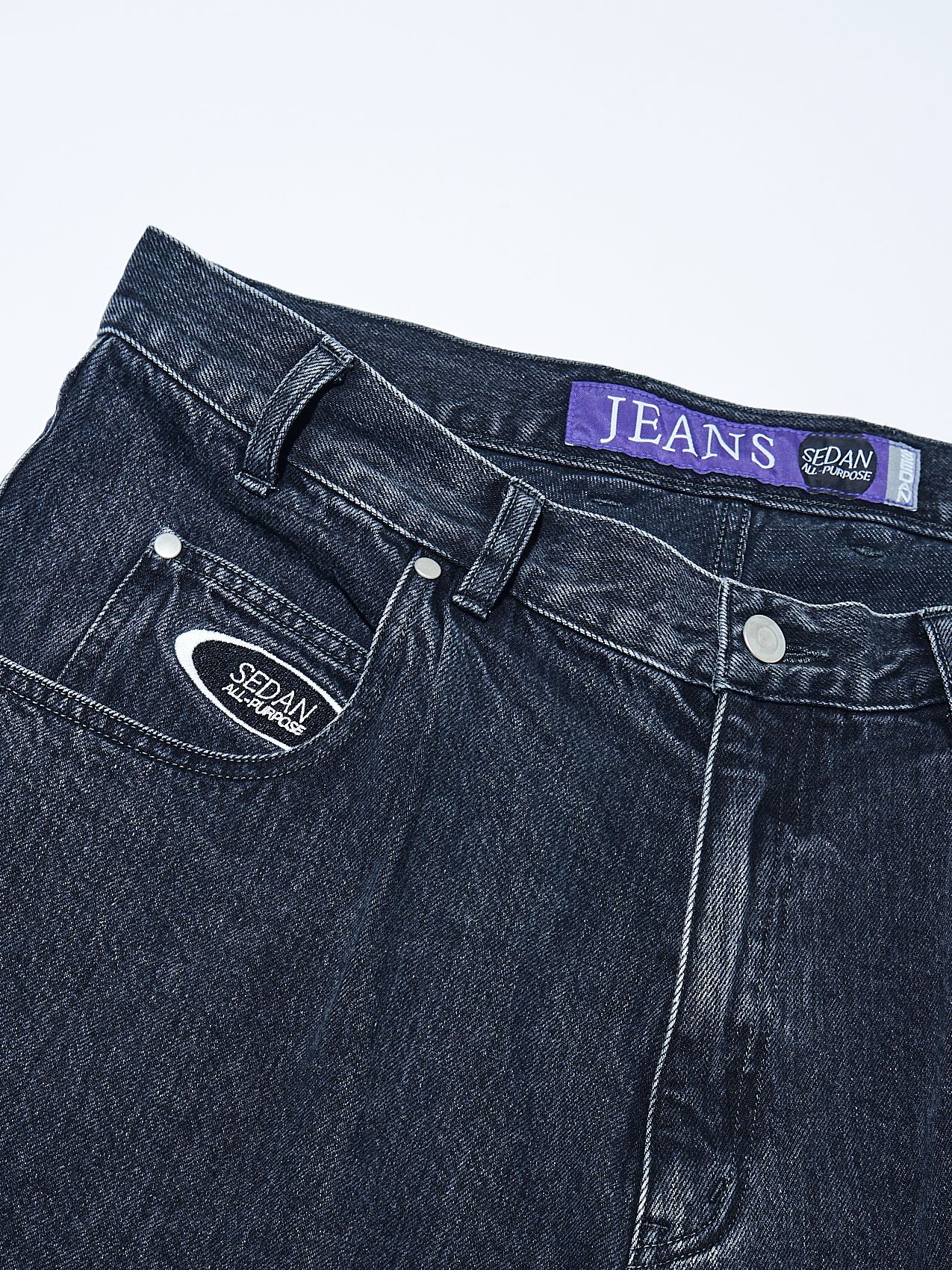 SEDAN ALL-PURPOSE - Oval Logo Denim Pant | Stripe Online Store