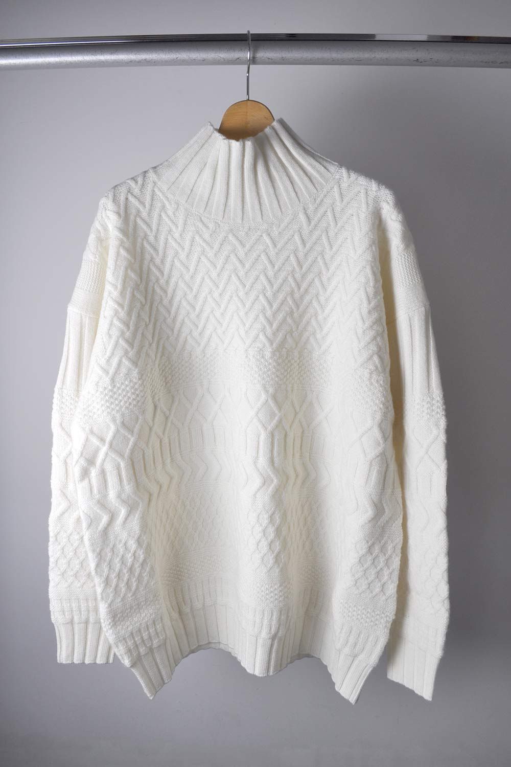 Ets.MATERIAUX - Saba Irish Sweater / IVORY | Stripe Online
