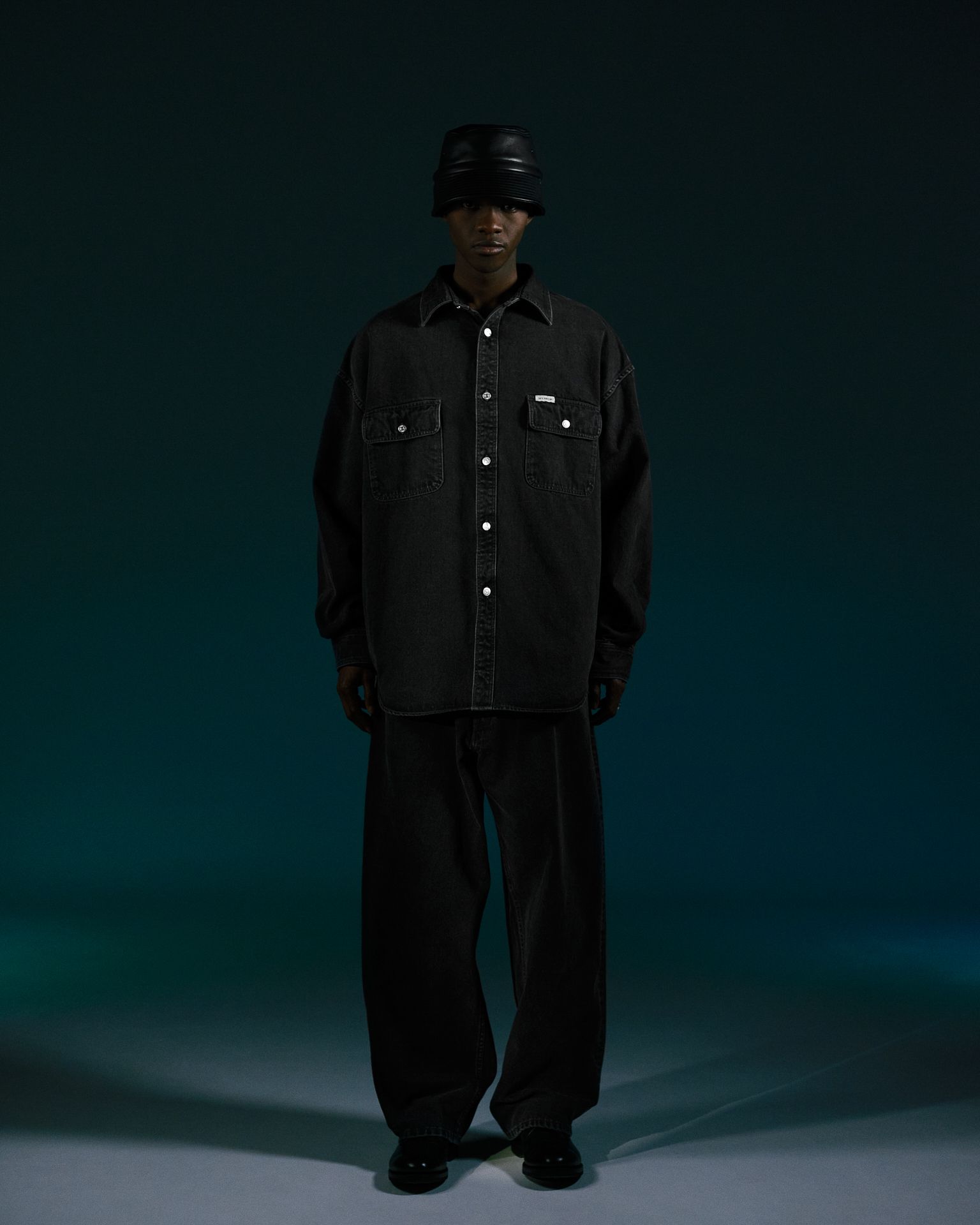 COOTIE PRODUCTIONS - 10.5oz Denim 5 Pocket Easy Baggy Pants / Black Fade /  デニムイージーパンツ | Stripe Online Store