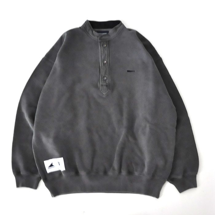 VOIL HENLEY NECK PIGMENT DYE / BLACK