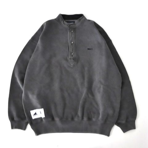 VOIL HENLEY NECK PIGMENT DYE / BLACK