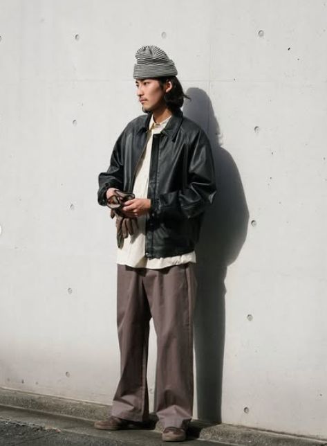 UNIVERSAL PRODUCTS - LEATHER BROUSON / BLACK | Stripe Online