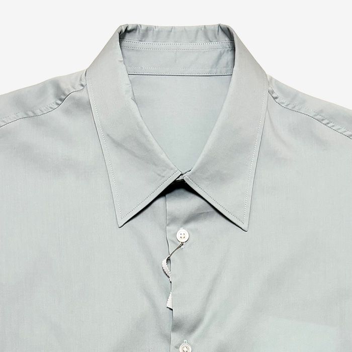 Silicon Poplin Deep Slit Regular Collar Shirt / Smoke Blue