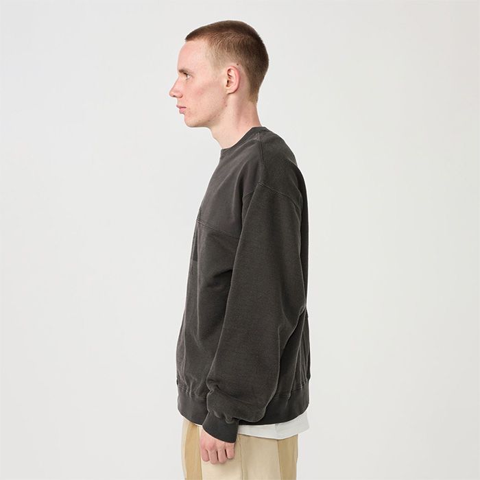 Field Patchworked Crewneck Sweatshirt / AH(Asphalt Gray)
