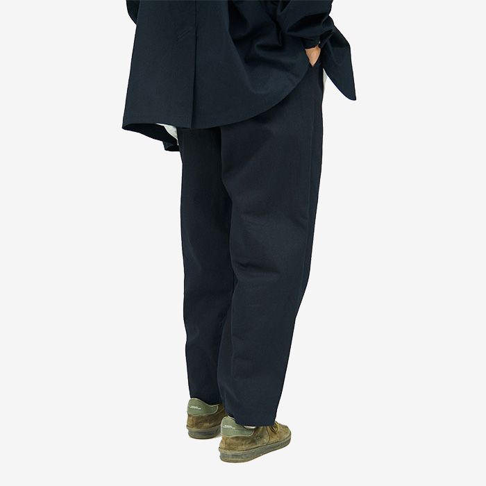 CORPORATE EASY CHINO PANTS / NAVY