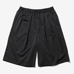 COOLFIBER TWO TUCK EASY SHORTS / BLACK