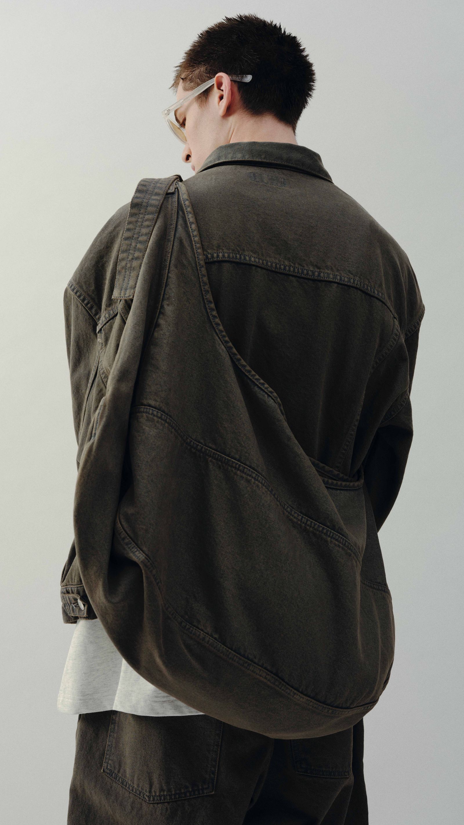 COOTIE PRODUCTIONS - Denim Sling Bag / Indigo Fade | Stripe Online  