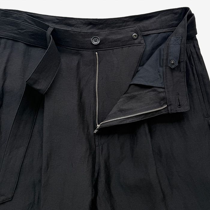 Linen Cupro Back Satin Belted Pants / Black