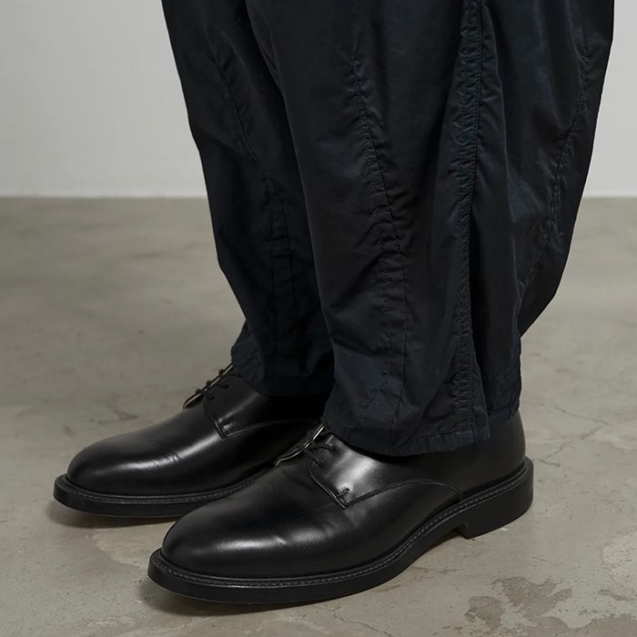 Garment Dyed Typewritter Parachute Pants / Black