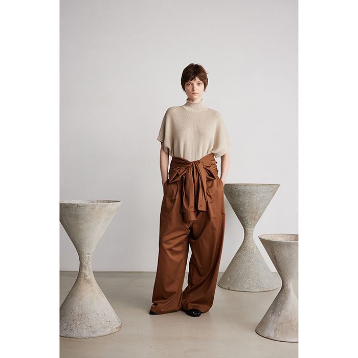 Women / Linen Solotex S/S Mock Neck Knit / Beige