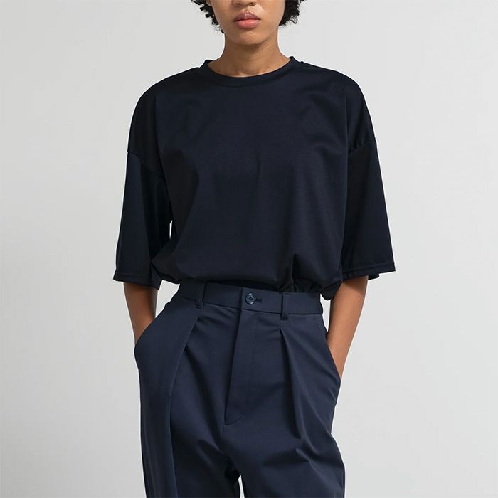Women / Fine Smooth Crew Neck Tee / Black