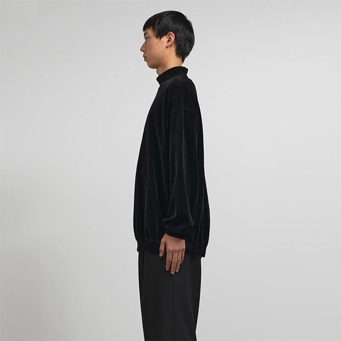 Compact Velour Mock Neck  / BLACK