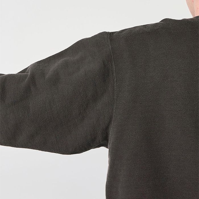 Field Patchworked Crewneck Sweatshirt / AH(Asphalt Gray)