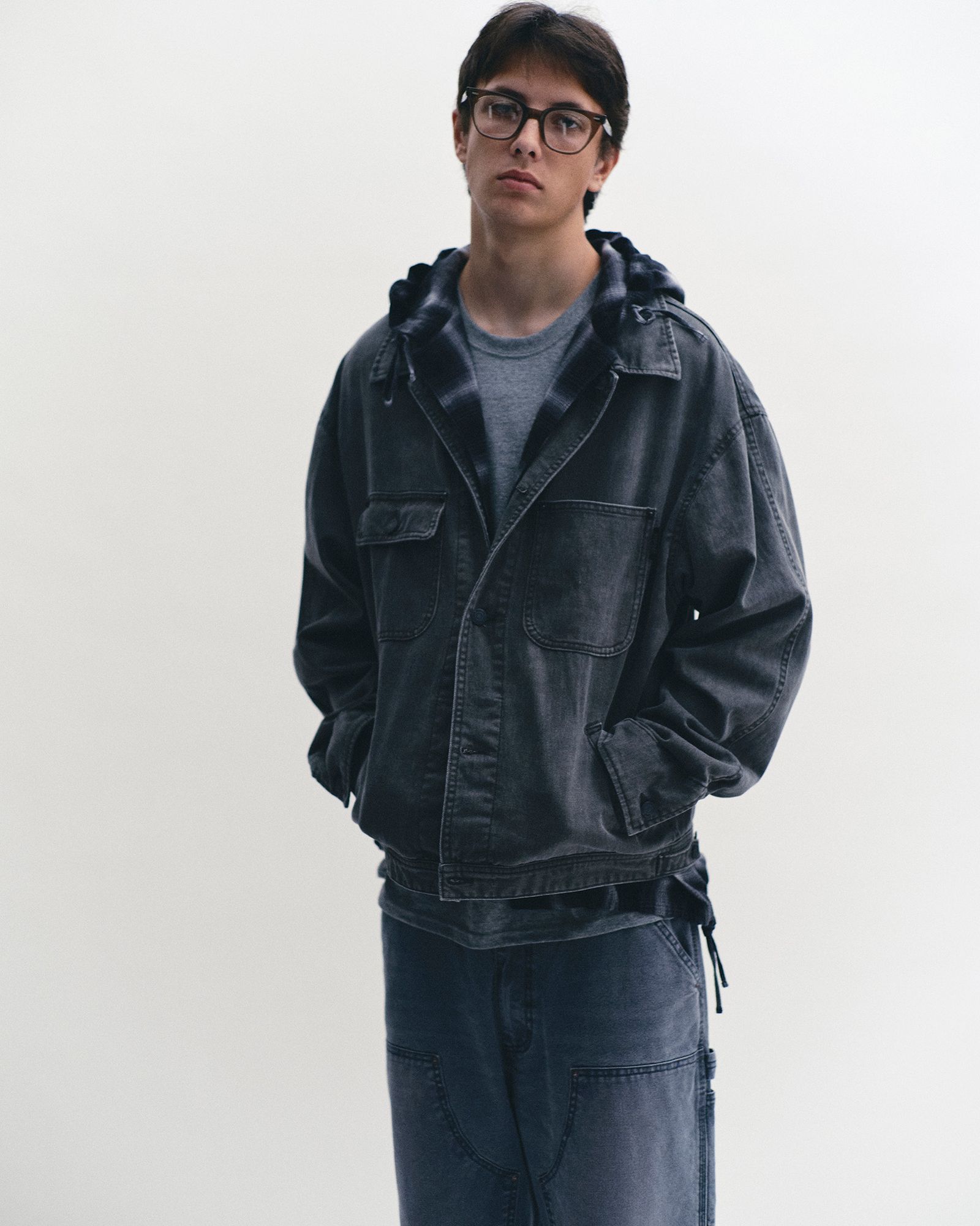 OMBRE PLAID HOODED SHIRT / BLACK PLAID