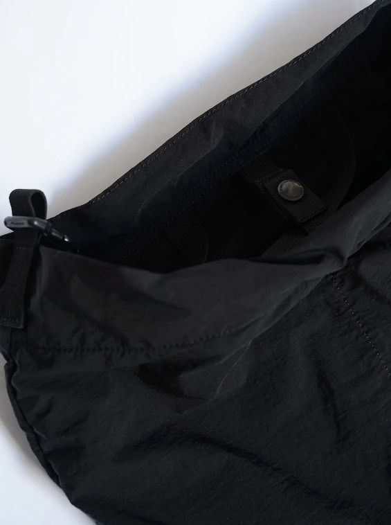 Packable Shoulder Bag / True Black