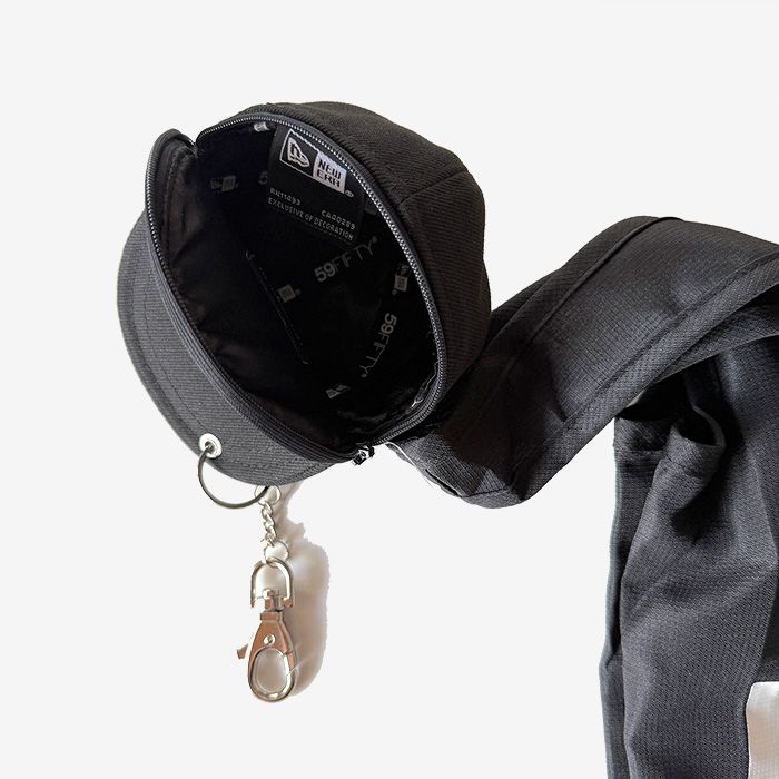 CACHALOT CAP POUCH ECO BAG 8L NEW ERA / BLACK