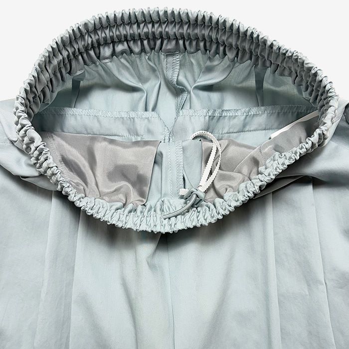 Silicon Poplin Two Tuck Easy Wide Pants / Smoke Blue