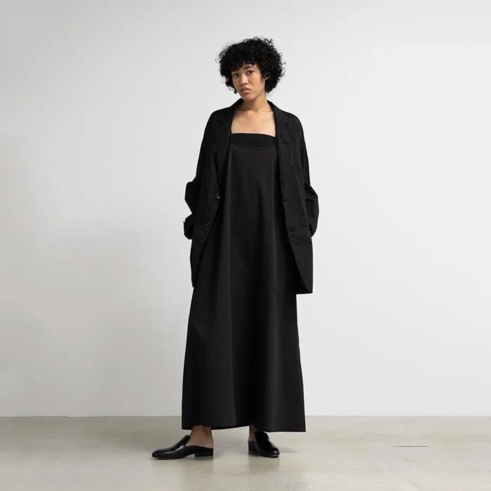 Women / PERTEX Equilibrium Slip Dress  / Black