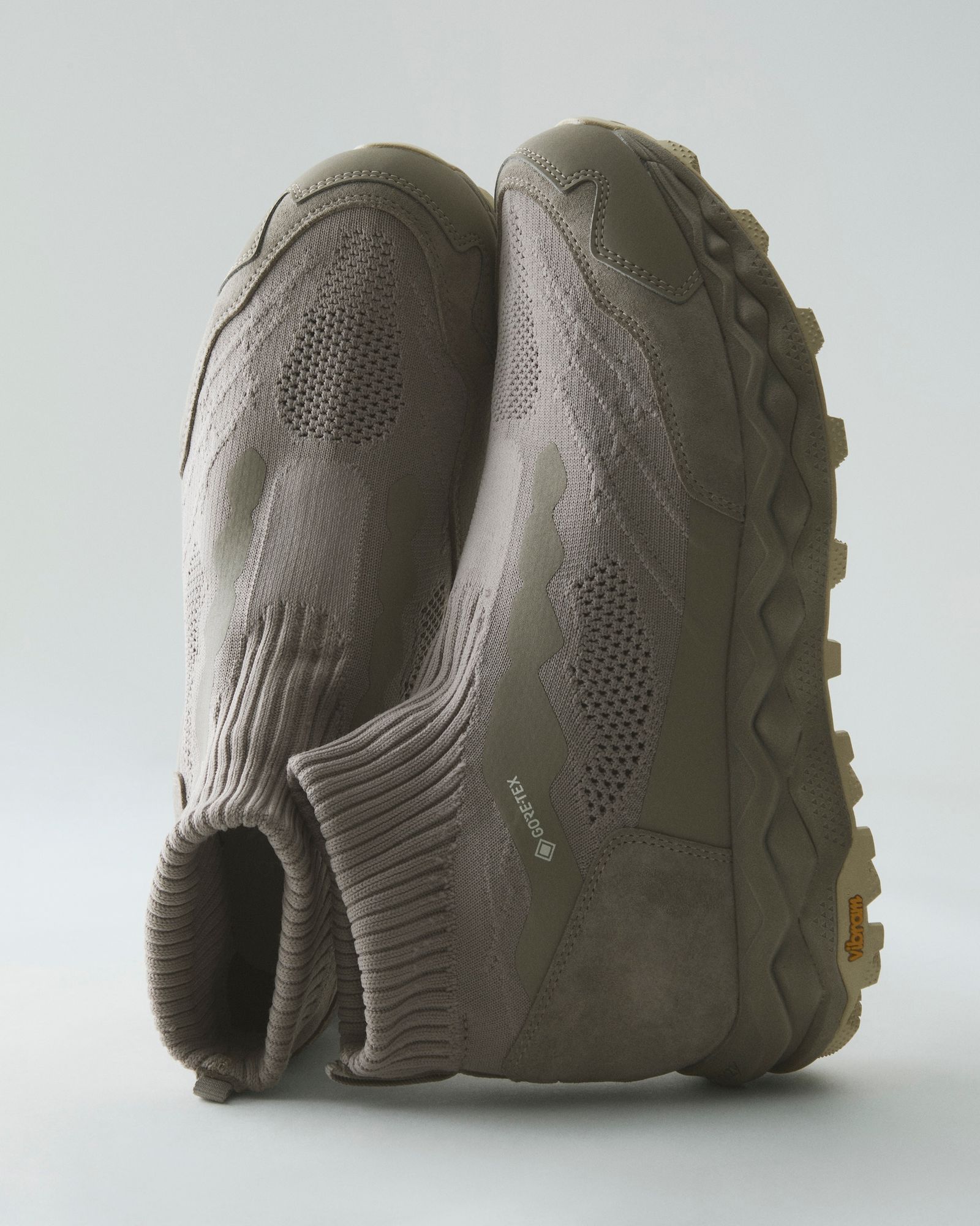 Mizuno × nonnative WAVE MUJIN LS MID GTX nonnative / VINTAGE KHAKI