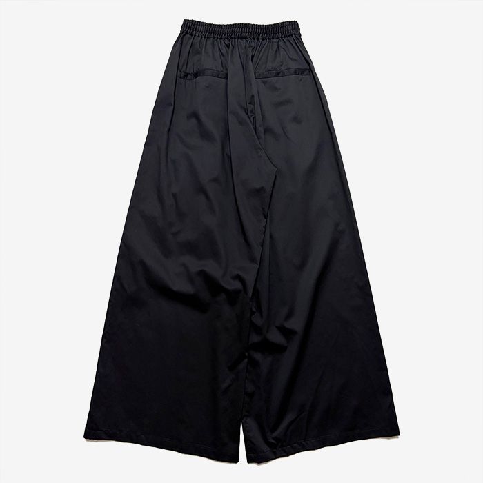 Silicon Poplin Two Tuck Easy Wide Pants / Black