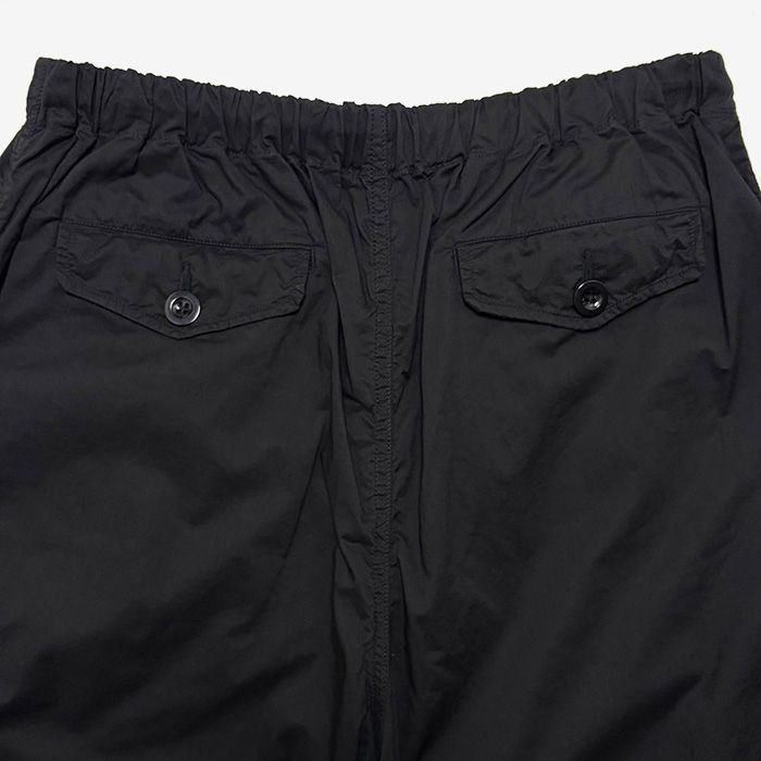 Garment Dyed Typewritter Parachute Pants / Black
