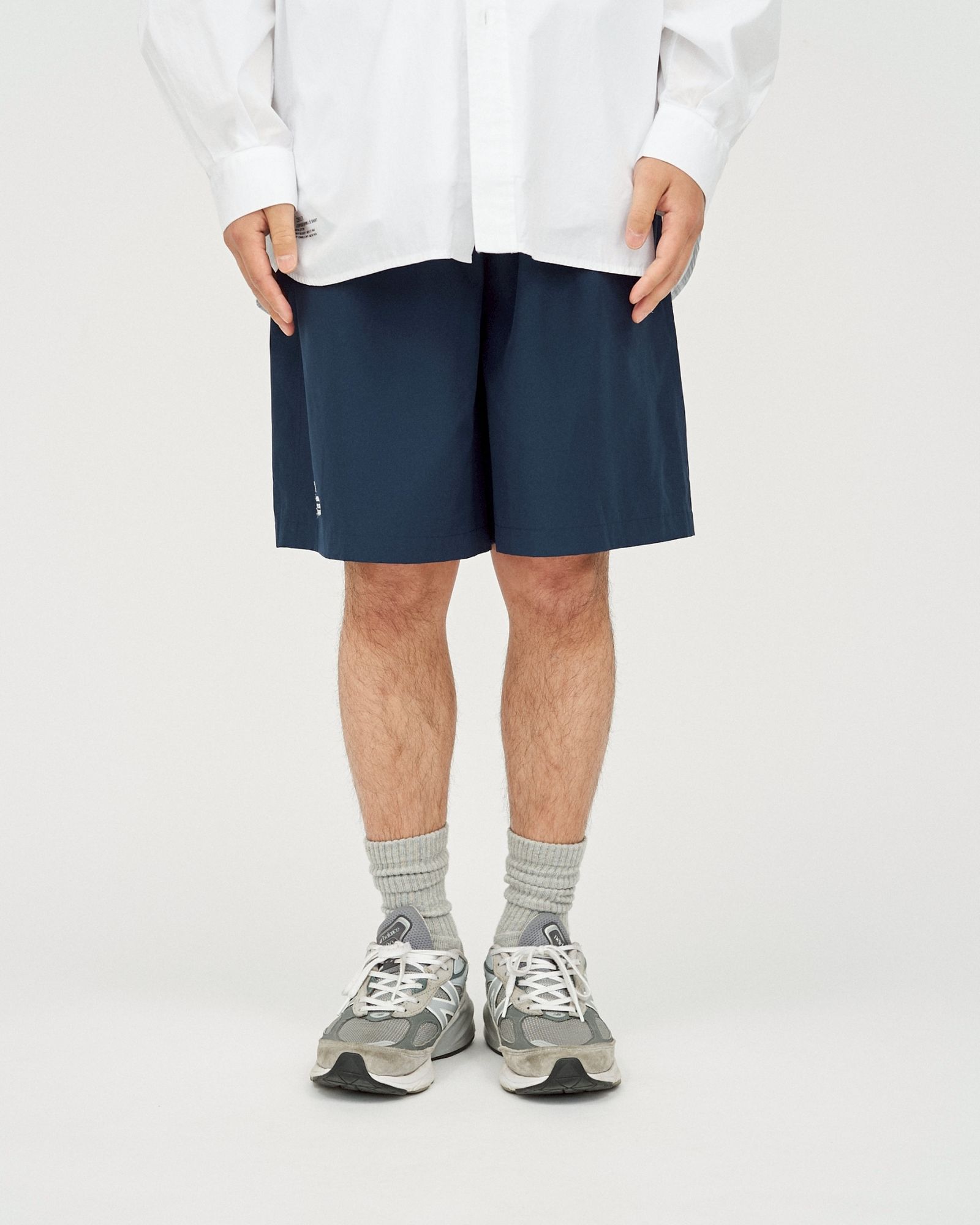 ALL WEATHER SHORTS / NAVY