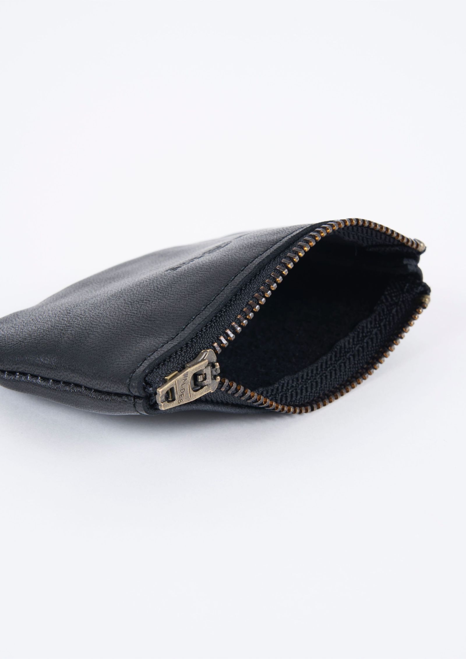 LEATHER CASE S / BLACK